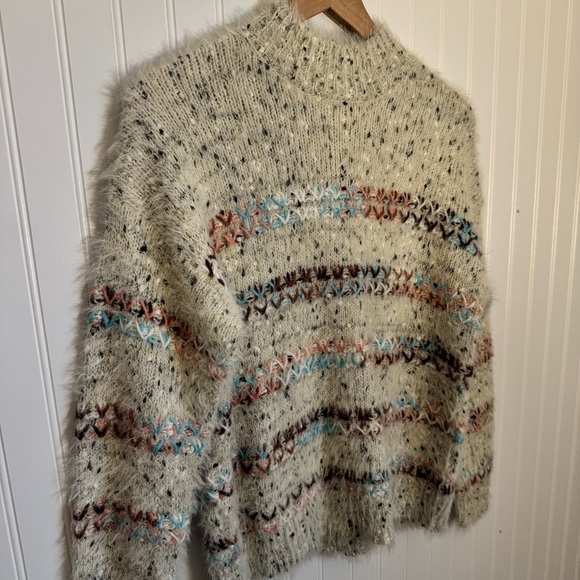 Maurice’s Women’s Multi Yarn Mock Neck Cozy Pullover Sweater Size Medium - Picture 3 of 14